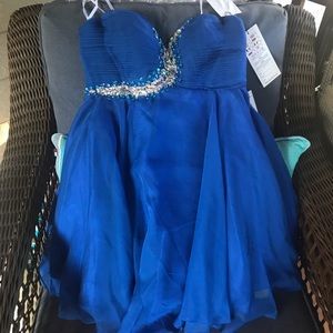 Never worn- Tags still on- homecoming/prom/ dress